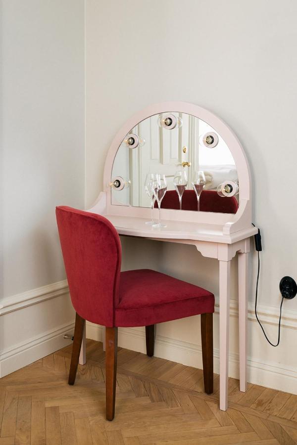 Ruth, Worldhotels Crafted Hotel Stockholm